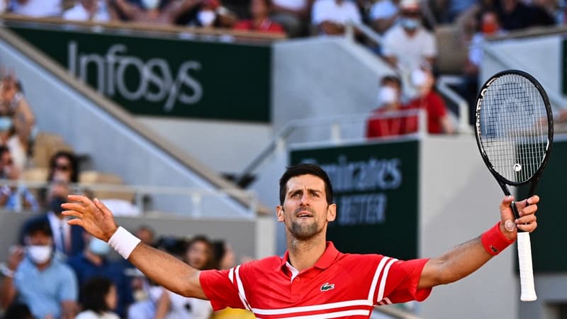 Roland-Garros: monumental Djokovic, qui renverse Tsitsipas pour s'offrir un 2e sacre parisien