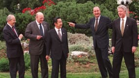 Les chefs d'Etat du G7 posent dans le parc de la Tête d'or à Lyon en 1996.