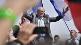 Jean-Marie Le Pen lors des célébrations du 1er mai 2012 à Paris.