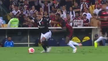 Duel entre Payet et Gerson lors du match entre Vasco de Gama et Flamengo