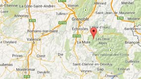 La boue a atteint jusqu'à deux mètres de hauteur, dévastant le hameau de La Chalp, à Chantelouve, dans l'Isère samedi.