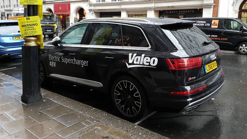 A son "Investor Day" organisé à Londres, Valeo avait ramené le dernier Audi SQ7, premier modèle équipé de son nouveau turbocompresseur à assistance électrique.