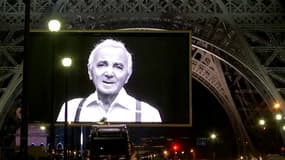 Paris rend hommage à Charles Aznavour