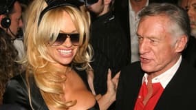 Pamela Anderson et Hugh Hefner en 2003 à New York.