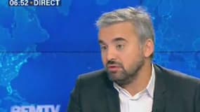 Pour Alexis Corbière, porte-parole de Jean-Luc Mélenchon, "le rejet sera le même" pour Manuel Valls. 