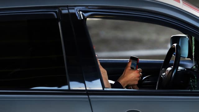 Image d'illustration - La police anglaise ruse pour traquer les utilisateurs de smartphone au volant.