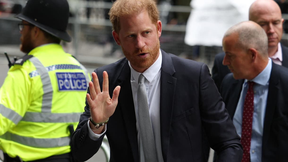 Procès intenté au "Daily Mirror": l'audience est levée, elle reprendra jeudi matin