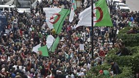 Des manifestants anti-régime à Alger le 20 décembre 2019.