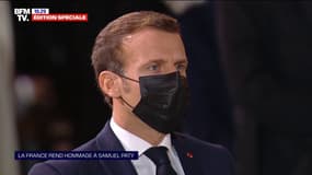 Hommage à Samuel Paty: Emmanuel Macron arrive dans la cour d'honneur de la Sorbonne