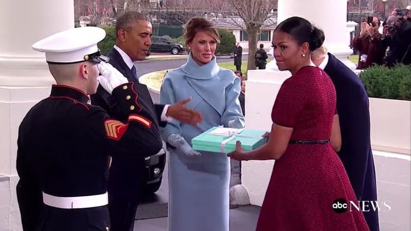 Melania Trump a offert un cadeau à Michelle Obama lors de l'investiture de son mari Donald Trump