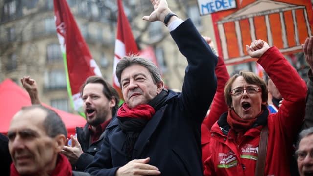 Jean-Luc Mélenchon a promis une opposition "complète" à la réforme du code du travail.
