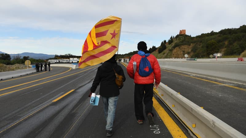 Des indépendantistes catalans à la frontière franco-espagnole, le 11 novembre 2019