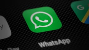 Le logo de l'application Whatsapp sur un téléphone (image d'illustration).