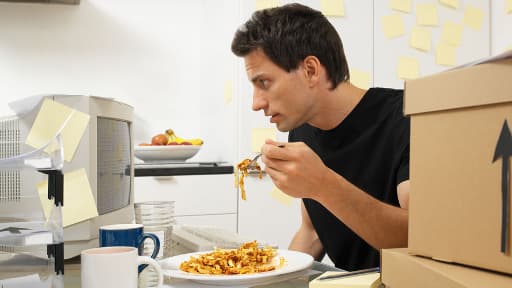 Les hommes sont en réalité les plus doués pour faire plusieurs tâches à la fois...