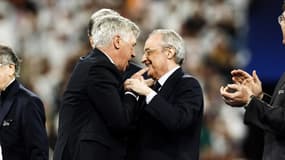 Carlo Ancelotti et Florentino Pérez le 28 mai 2022 au Stade de France