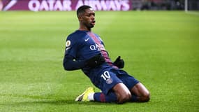 Ousmane Dembélé célèbre un but du PSG contre Lille en Ligue 1, le 16 janvier 2026