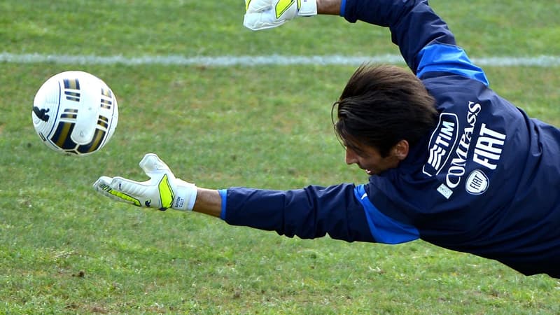 Gianluigi Buffon, leader d'expérience de l'équipe d'Italie