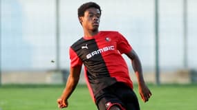 Warmed Omari avec le Stade Rennais, à Stara Pazova le 23 octobre 2019