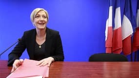 Près de quatre Français sur dix (39%) approuvent les propos de Marine Le Pen sur les prières de rue des musulmans, comparées par la vice-présidente du Front national à l'Occupation, selon un sondage Ifop publié mercredi par France Soir. /Photo prise le 13