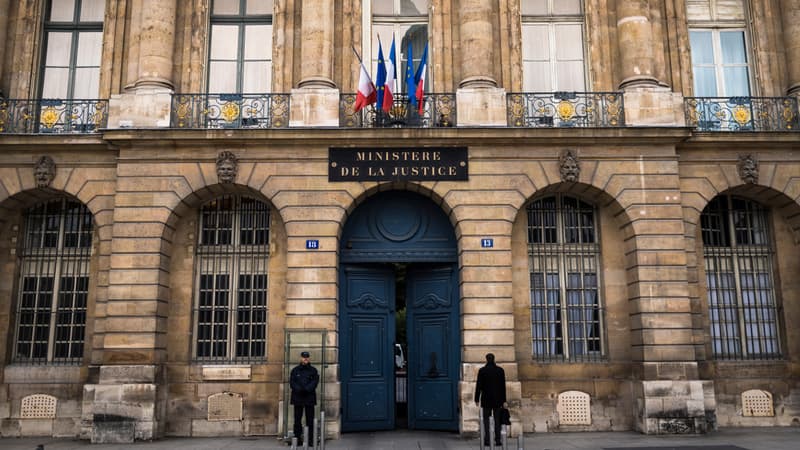 Ce projet de loi doit être défendu par le ministre de la Justice, François Bayrou.