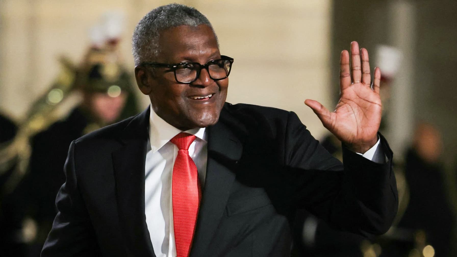 Afrika'nın en zengin adamı Aliko Dangote, Kenya'ya 17 milyar dolarlık dev petrol rafinerisi kuracak