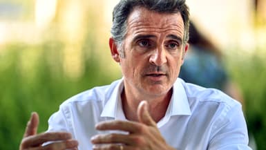 Le maire grenoblois Éric Piolle le 25 août 2022 lors des universités d'été de son parti, EELV, à Grenoble le 29 décembre 2023 