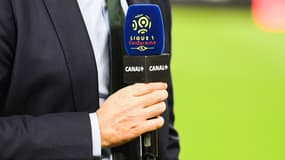 Un micro Canal+ lors d'un match de Ligue 1