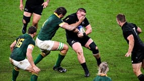 Eben Etzebeth au plaquage en finale de la Coupe du monde, le 28 octobre 2023