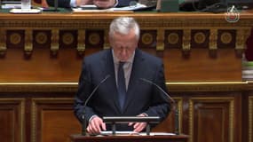 "Je suis né en 1989": Bruno Le Maire lit en simultané le discours de politique générale de Gabriel Attal aux sénateurs 