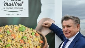 Avec un chiffre d'affaires de près de 230 millions d'euros en 2022-2023, le groupe Pierre Martinet, créé en 1968, compte plus de 700 collaborateurs répartis sur cinq sites de production en France et se développe à l'international selon LDC.
