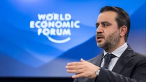Le ministre syrien des affaires étrangères, Asaad al-Shaibani, s'exprime lors d'une session de la réunion annuelle du Forum économique mondial (WEF) à Davos, le 22 janvier 2025.