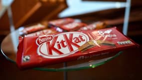 Un emballage de barres chocolatées Kit Kat (image d'illustration)