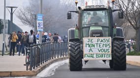 Un tracteur lors d'une manifestation à Montpellier, le 26 janvier 2024