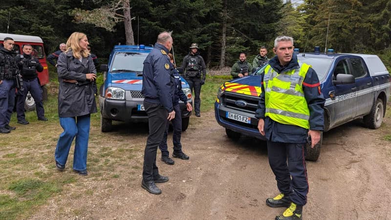 Températures négatives, neige: la préfecture appelle les 1.500 participants de la rave-party en Lozère à 