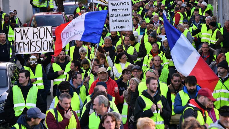 Un rassemblement de gilets jaunes à Rochefort le 24 novembre 2018