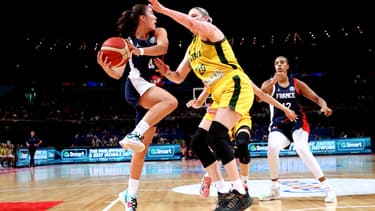 L'équipe de France féminine de basket s'impose face à l'Australie. 