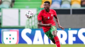 Nuno Mendes avec le Portugal