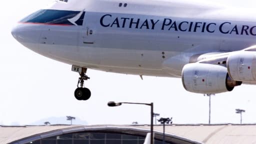 La compagnie hongkongaise Cathay Pacific suspend ses vols au-dessus de l'Iran et de la mer Caspienne après une alerte de sécurité au sujet des tirs de missiles russes vers la Syrie