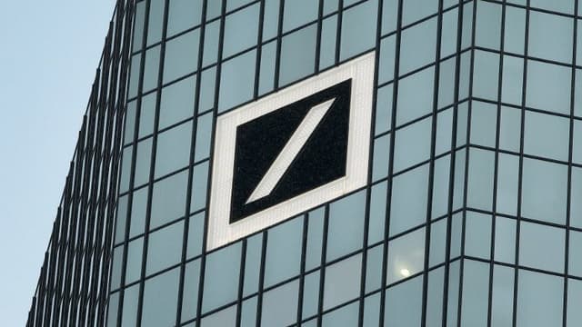 Deutsche Bank va supprimer un cinquième de ses effectifs.