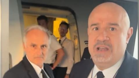 "Algérien et fier les bâtards": le craquage de Belaïli après son arrestation dans un avion - le 02/07/2025