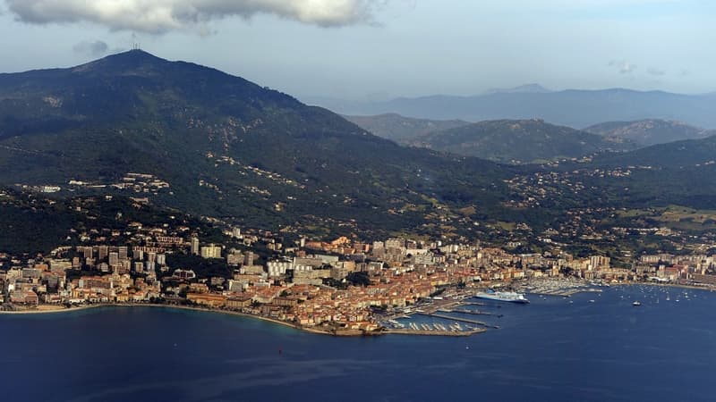 Les prix en Corse sont 30% moins élevés que sur la côte d'Azur.