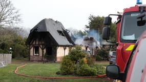 Un violent incendie a ravagé une maison à Selles dans l'Eure dans la nuit de vendredi à samedi.