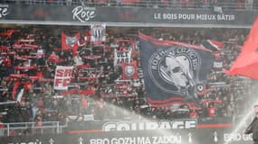 Des supporteurs de Rennes lors d'un match de Ligue 1 contre Strasbourg, le 10 novembre 2024