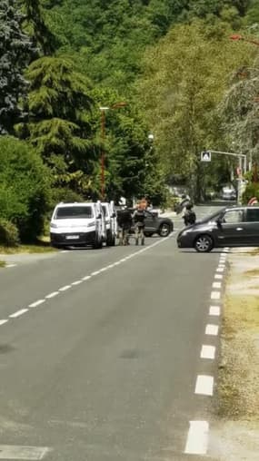 Forcené en Dordogne : opération en cours à Condat-sur-Vézère_2 - Témoins BFMTV