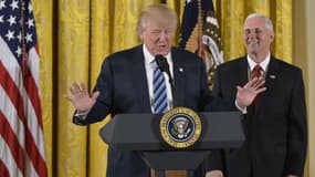 Donald Trump et Mike Pence à la Maison Blanche le 22 janvier 2017