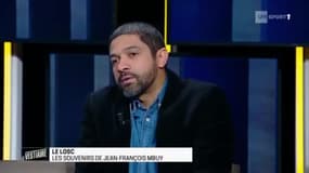 Le Vestiaire - Hazard, talent frileux "ses mains dans ses manches" l'hiver à l'entraînement du LOSC