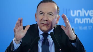 Pierre Gattaz tire "la sonnette d'alarme"