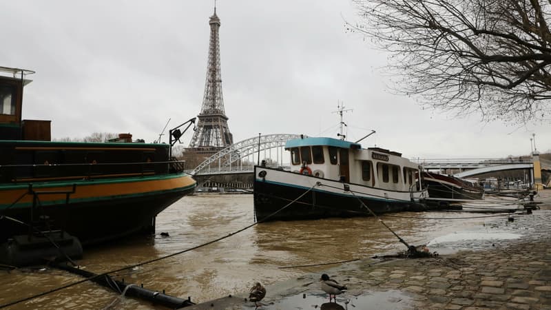 La Seine déborde à Paris.
