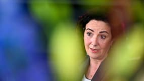 La maire d'Amsterdam, Femke Halsema, s'exprime lors d'un entretien sur la réglementation des médicaments à Amsterdam, le 12 avril 2024.
