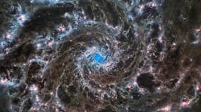 La galaxie, dite du Fantôme, observée par le télescope James Webb